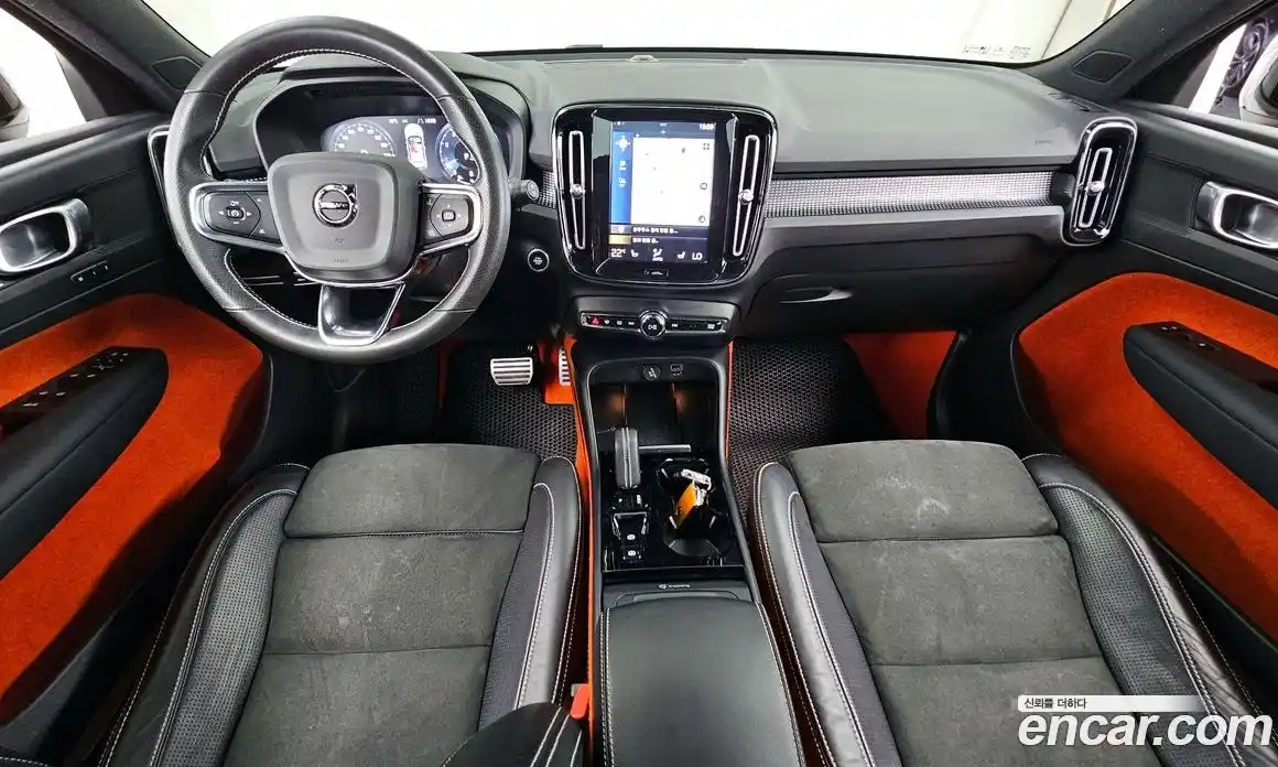 Volvo XC40 2020 2.0 гидро в Москве № 1836856, фото 10