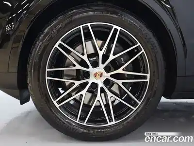 Porsche Cayenne 2025 3.0 гидро в Москве № 1836991, миниатюра 5