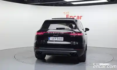 Porsche Cayenne 2023 3.0 гидро в Москве № 1837077, миниатюра 4