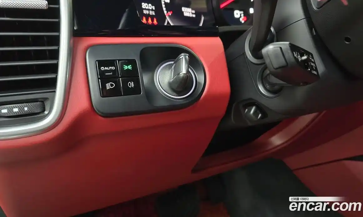 Porsche Cayenne 2021 3.0 гидро в Москве № 1837090, фото 30
