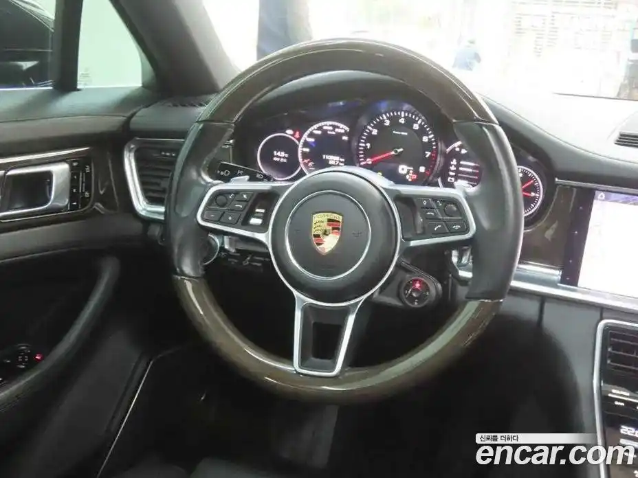 Porsche Panamera 2019 3.0 гидро в Москве № 1837137, фото 17