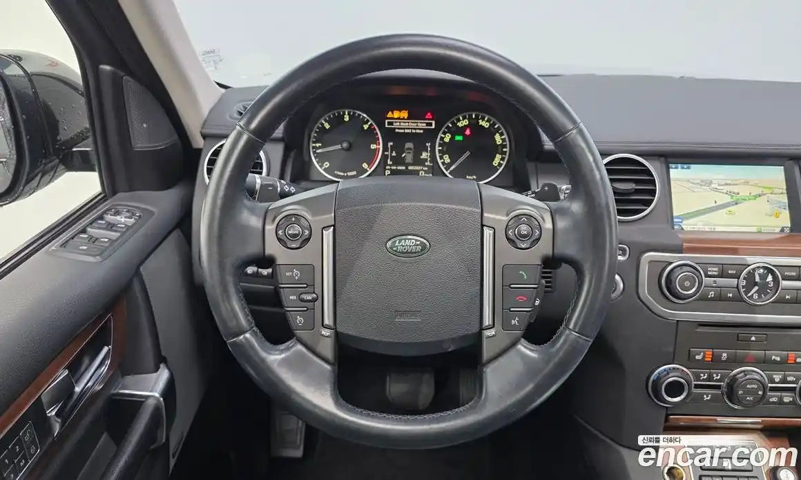 Land Rover Discovery 2016 3.0 гидро в Москве № 1837325, фото 13