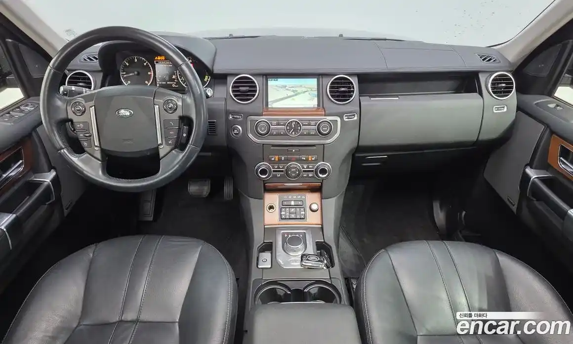 Land Rover Discovery 2016 3.0 гидро в Москве № 1837325, фото 7
