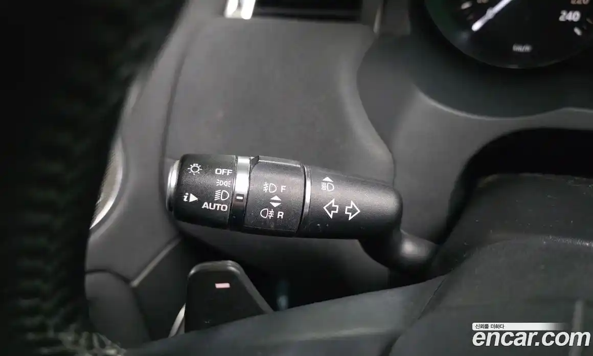 Land Rover Range-Rover Evoque 2016 2.0 гидро в Москве № 1837431, фото 17