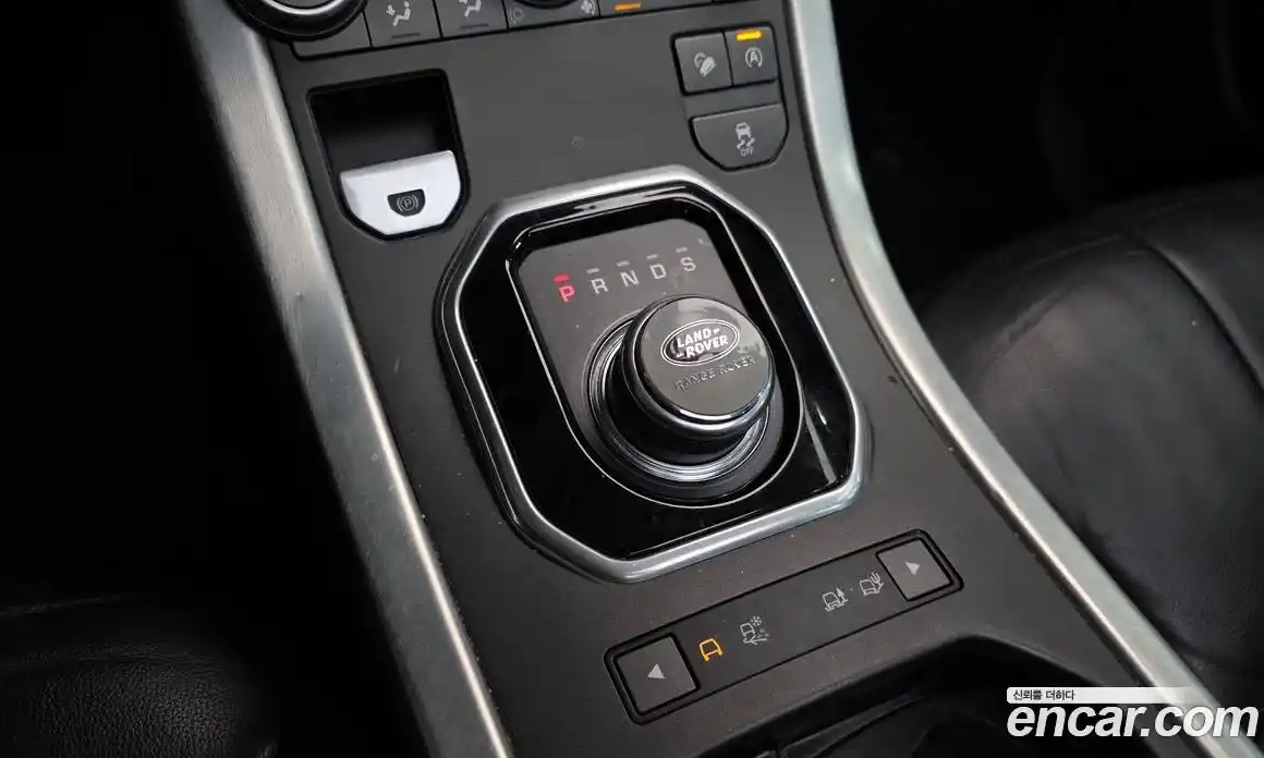 Land Rover Range-Rover Evoque 2016 2.0 гидро в Москве № 1837431, фото 9