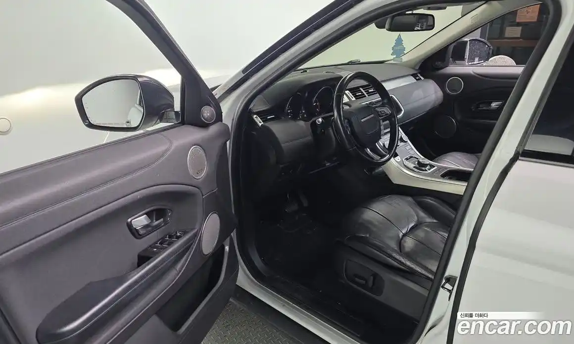 Land Rover Range-Rover Evoque 2016 2.0 гидро в Москве № 1837431, фото 10