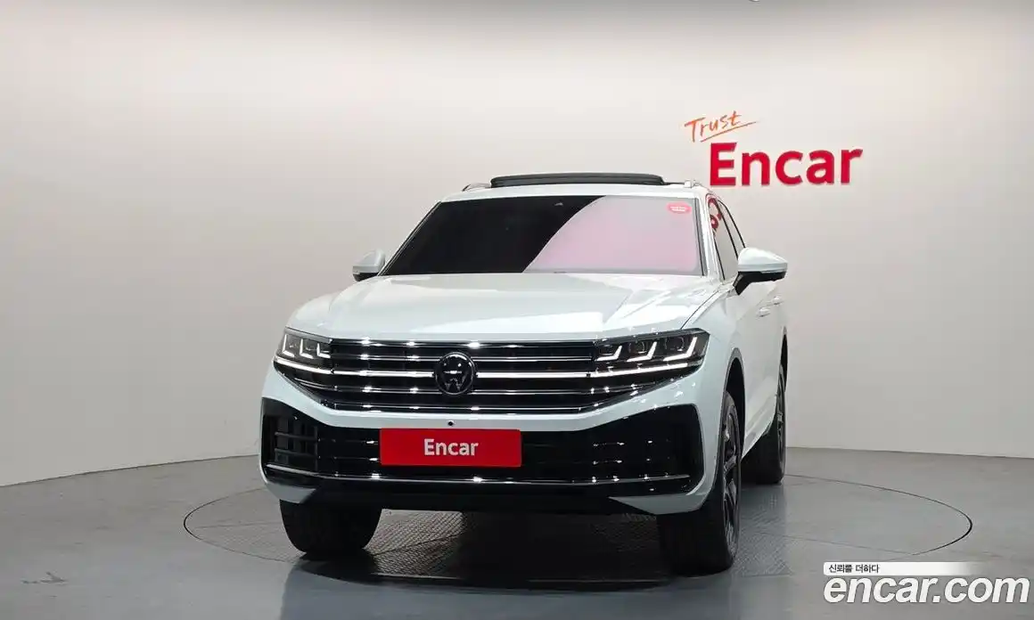 Volkswagen Touareg 2024 3.0 гидро в Москве № 1838018, фото 3