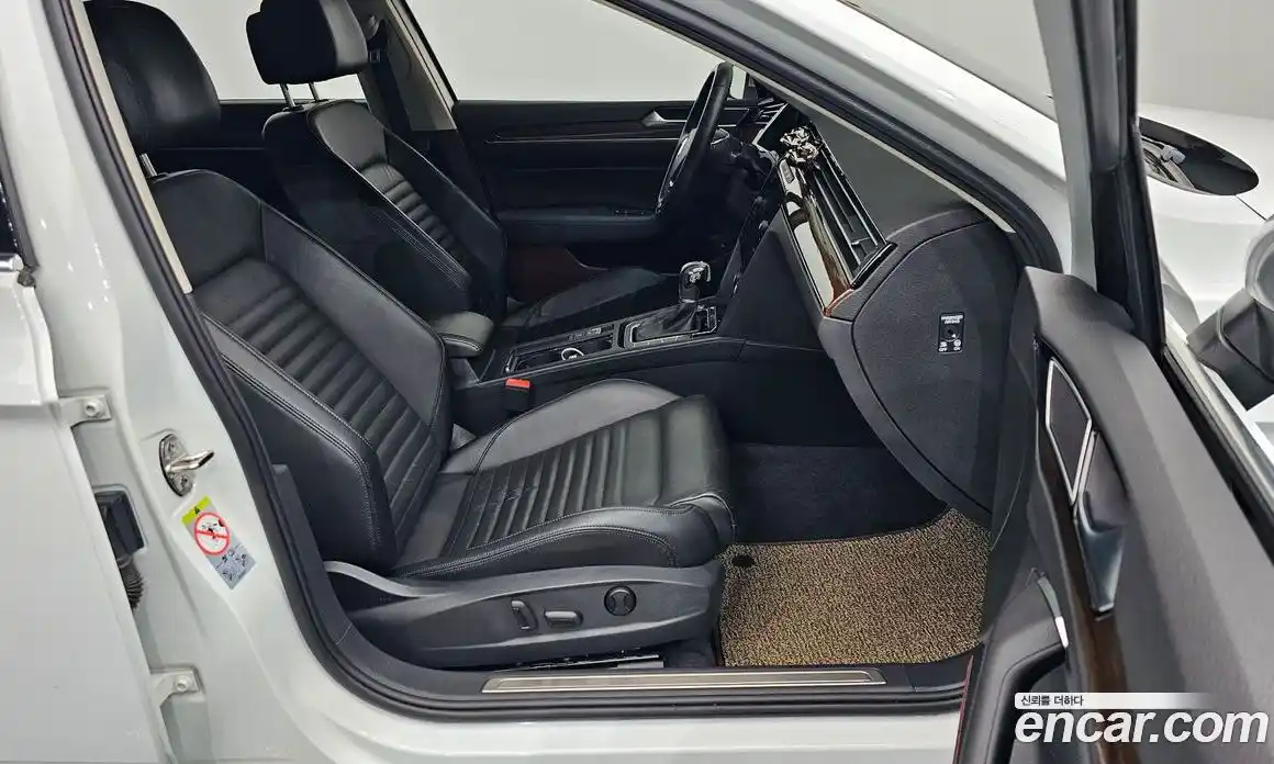 Volkswagen Passat 2018 2.0 гидро в Москве № 1838163, фото 18