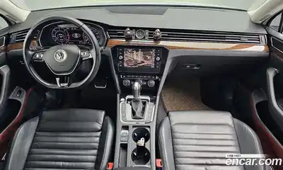 Volkswagen Passat 2018 2.0 гидро в Москве № 1838163, миниатюра 10