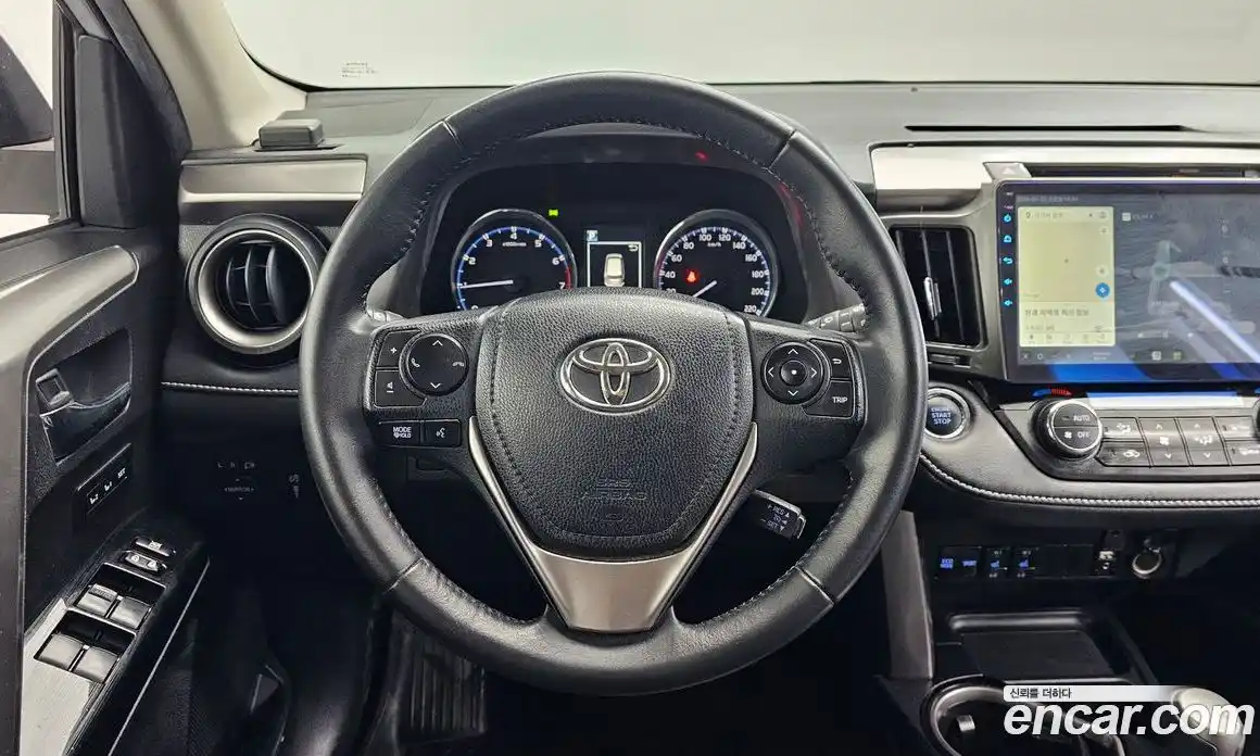 Toyota RAV4 2015 2.5 гидро в Москве № 1838519, фото 13