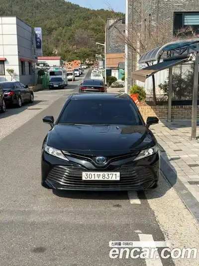 Toyota Camry, 2019
