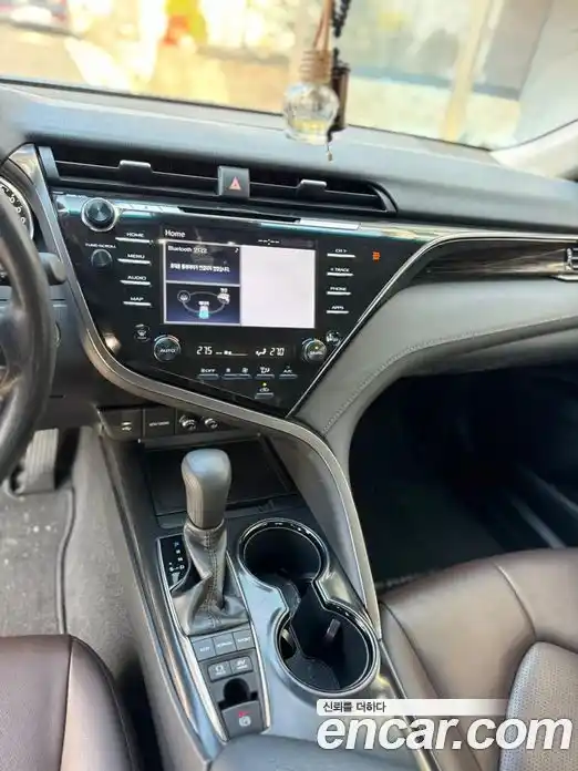 Toyota Camry 2019 2.5 гидро в Москве № 1838564, фото 17