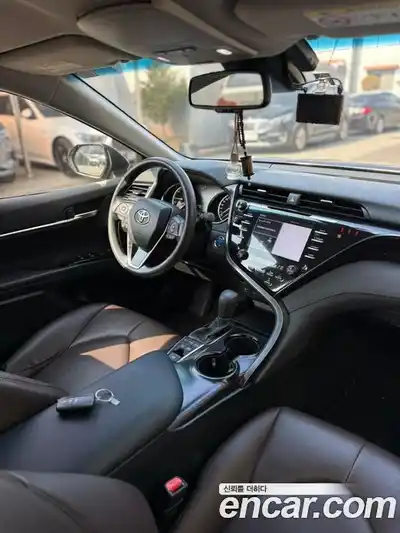 Toyota Camry 2019 2.5 гидро в Москве № 1838564, миниатюра 10