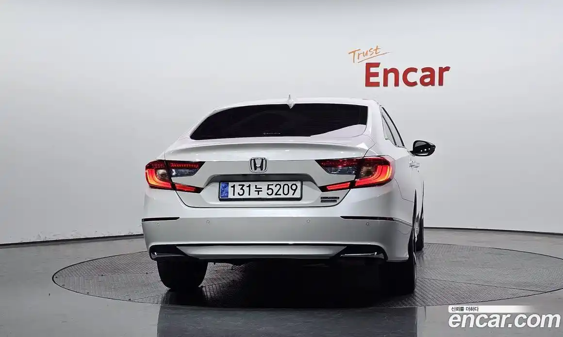 Honda Accord 2019 2.0 гидро в Москве № 1838599, фото 4