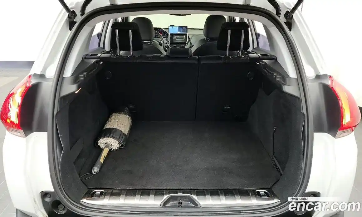Peugeot 2008 2015 1.6 гидро в Москве, фото 20