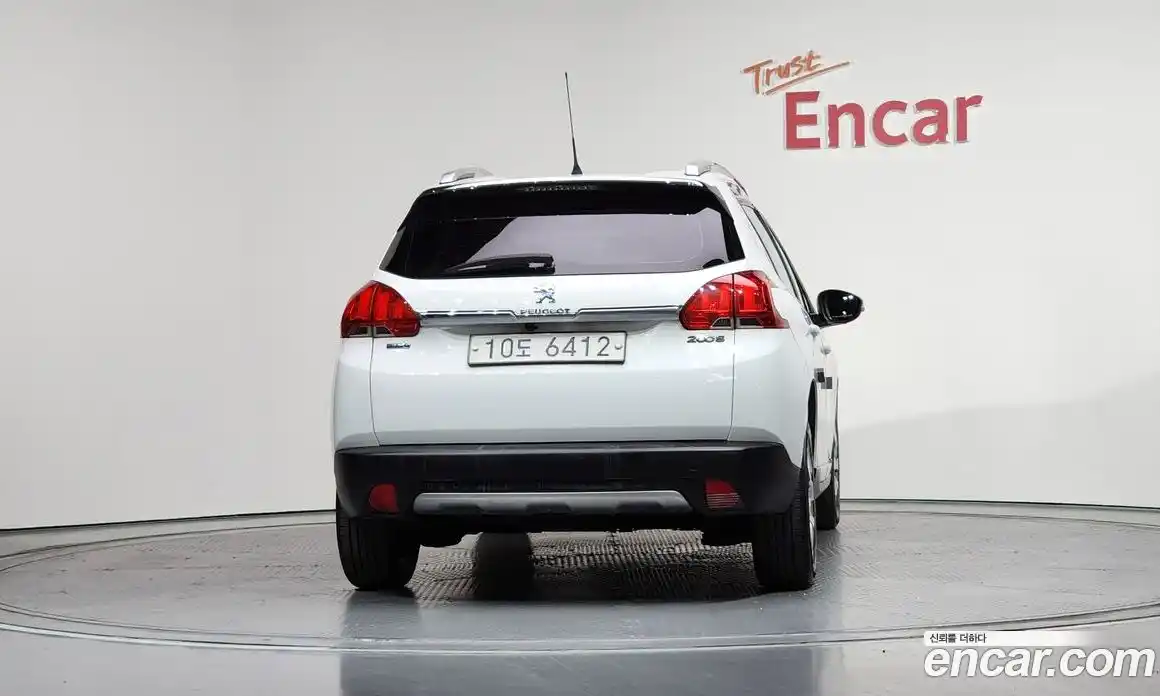 Peugeot 2008 2015 1.6 гидро в Москве, фото 4