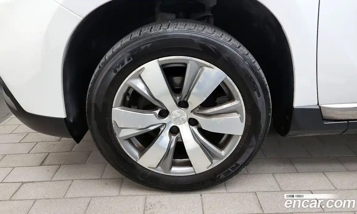 Peugeot 2008 2015 1.6 гидро в Москве, фото 5