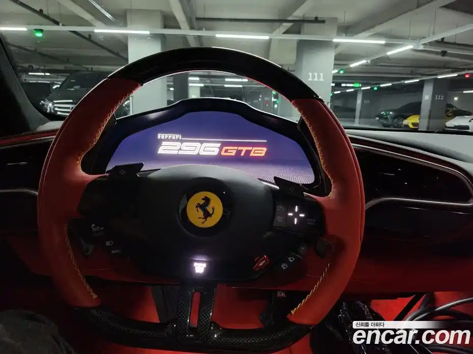 Ferrari 296 2023 3.0 гидро в Москве, фото 5