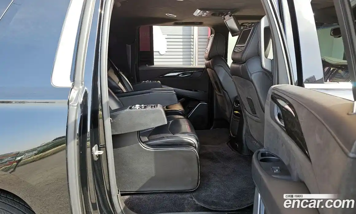 Cadillac Escalade 2016 6.2 гидро в Москве № 1842305, фото 12