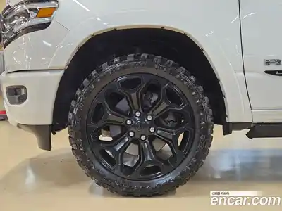Dodge Ram Pick Up 2020 5.7 гидро в Москве № 361747, миниатюра 5