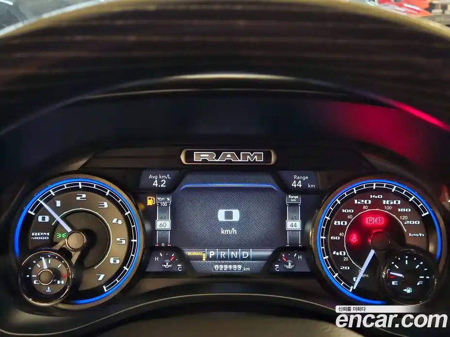 Dodge Ram Pick Up 2020 5.7 гидро в Москве № 361747, фото 8