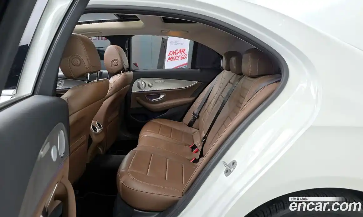 Mercedes-Benz E-Class 2018 2.0 гидро в Москве, фото 18