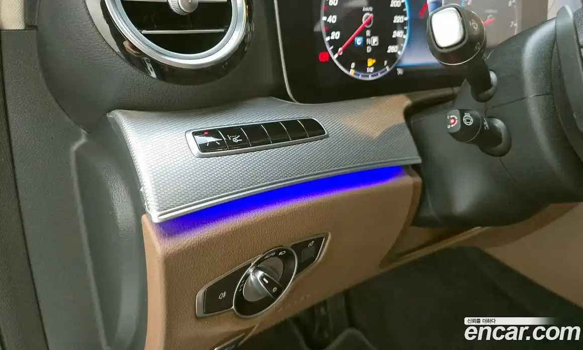 Mercedes-Benz E-Class 2018 2.0 гидро в Москве, фото 27