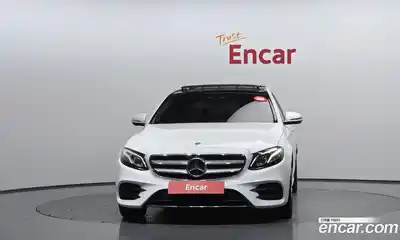 Mercedes-Benz E-Class 2018 2.0 гидро в Москве, миниатюра 3
