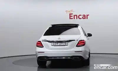 Mercedes-Benz E-Class 2018 2.0 гидро в Москве, миниатюра 4