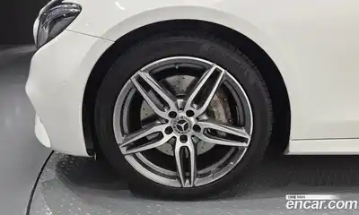 Mercedes-Benz E-Class 2018 2.0 гидро в Москве, миниатюра 5