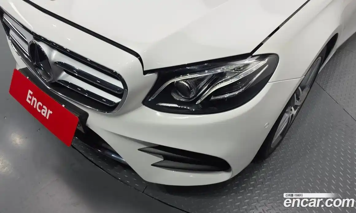 Mercedes-Benz E-Class 2018 2.0 гидро в Москве, фото 8