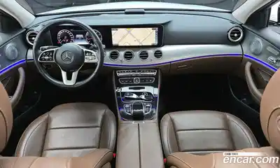 Mercedes-Benz E-Class 2018 2.0 гидро в Москве, миниатюра 10