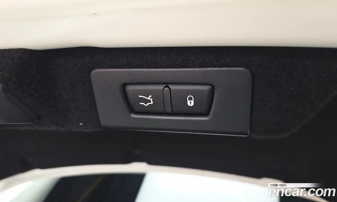 Maserati Quattroporte 2018 3.0 гидро, фото 36