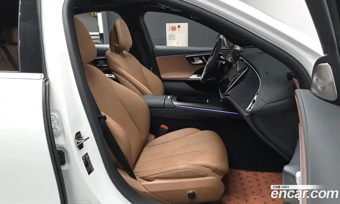 Mercedes-Benz E-Class 2024 2.0 гидро в Москве, фото 18