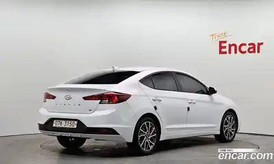 Hyundai Avante 2019 1.6 гидро в Москве № 130454, миниатюра 2