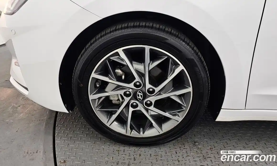 Hyundai Avante 2019 1.6 гидро в Москве № 130454, фото 5