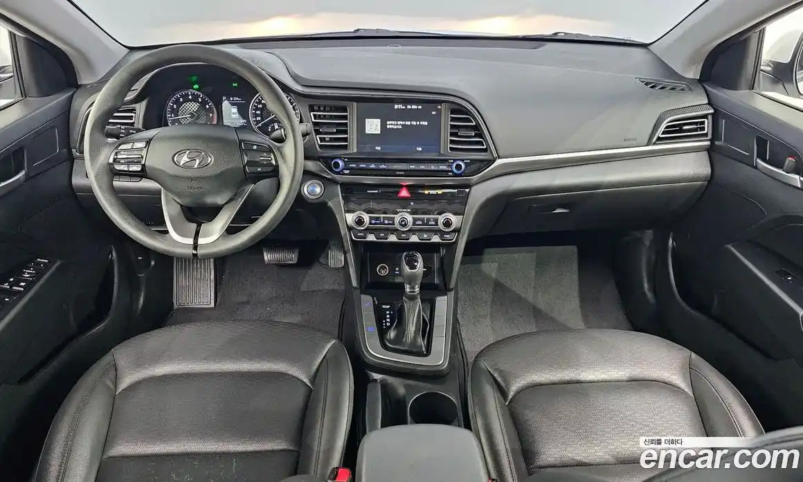 Hyundai Avante 2019 1.6 гидро в Москве № 130454, фото 7