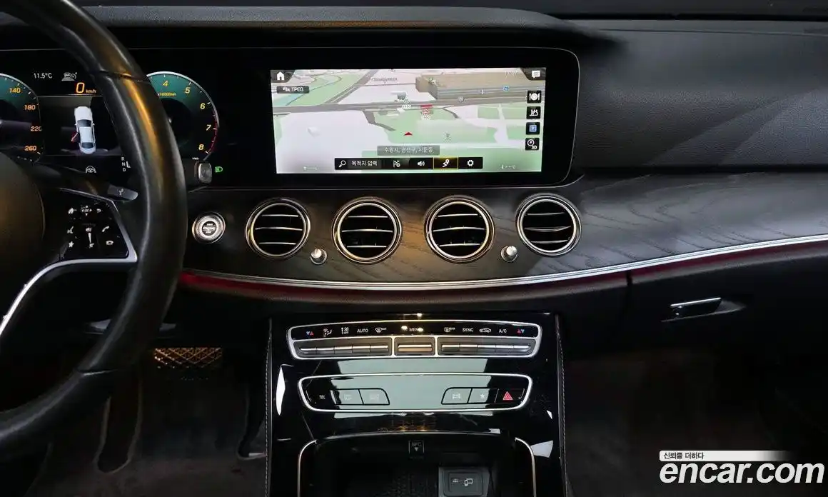 Mercedes-Benz E-Class 2023 2.0 гидро в Москве № 1321898, фото 20