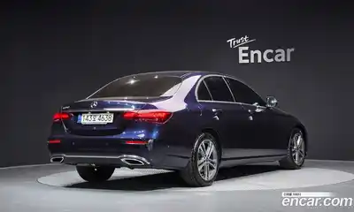 Mercedes-Benz E-Class 2023 2.0 гидро в Москве № 1321898, миниатюра 2