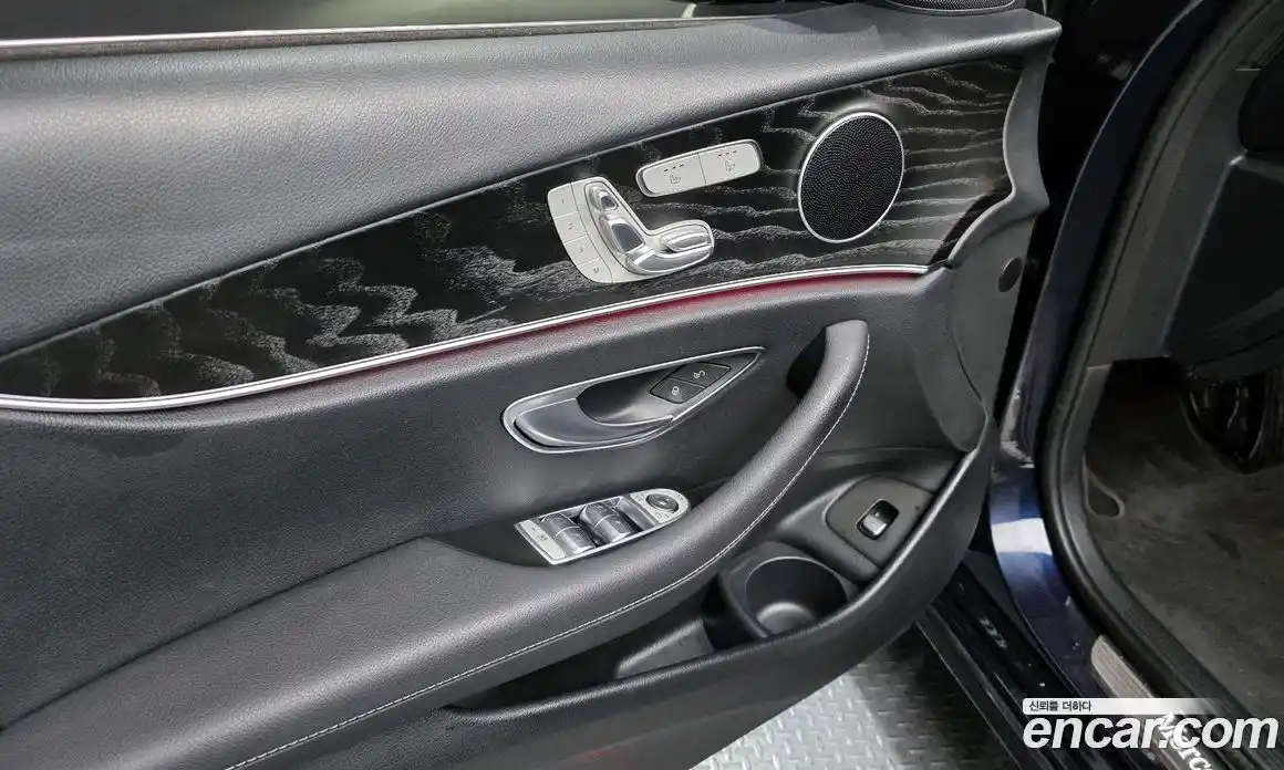 Mercedes-Benz E-Class 2023 2.0 гидро в Москве № 1321898, фото 27