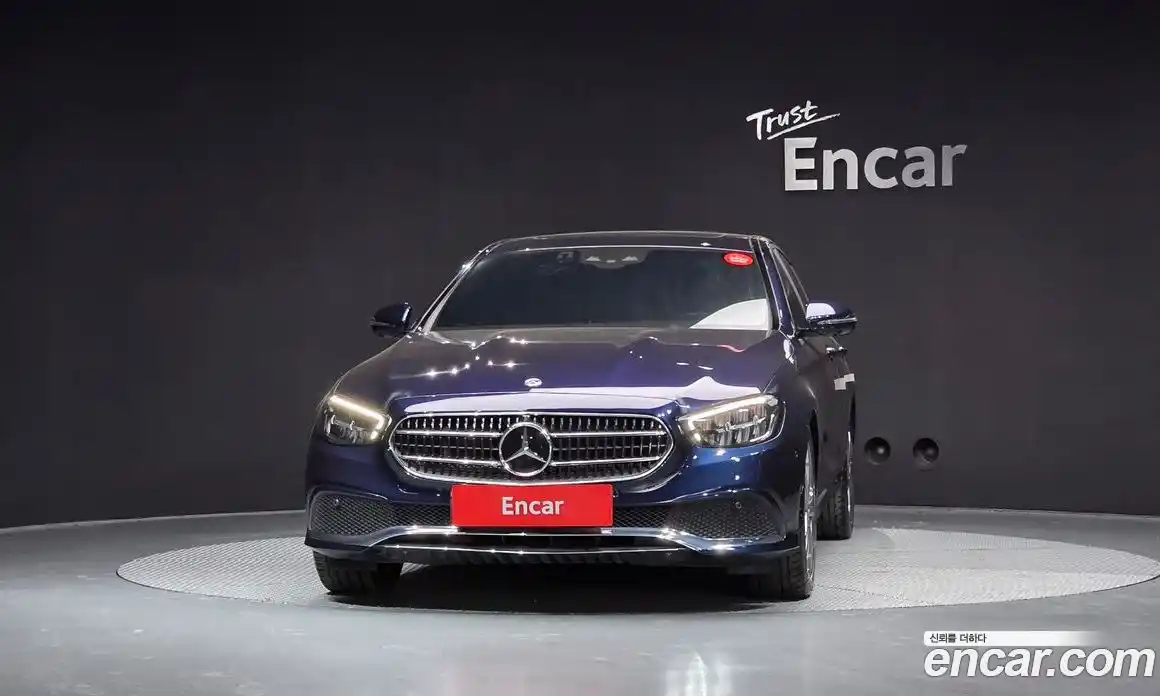 Mercedes-Benz E-Class 2023 2.0 гидро в Москве № 1321898, фото 3