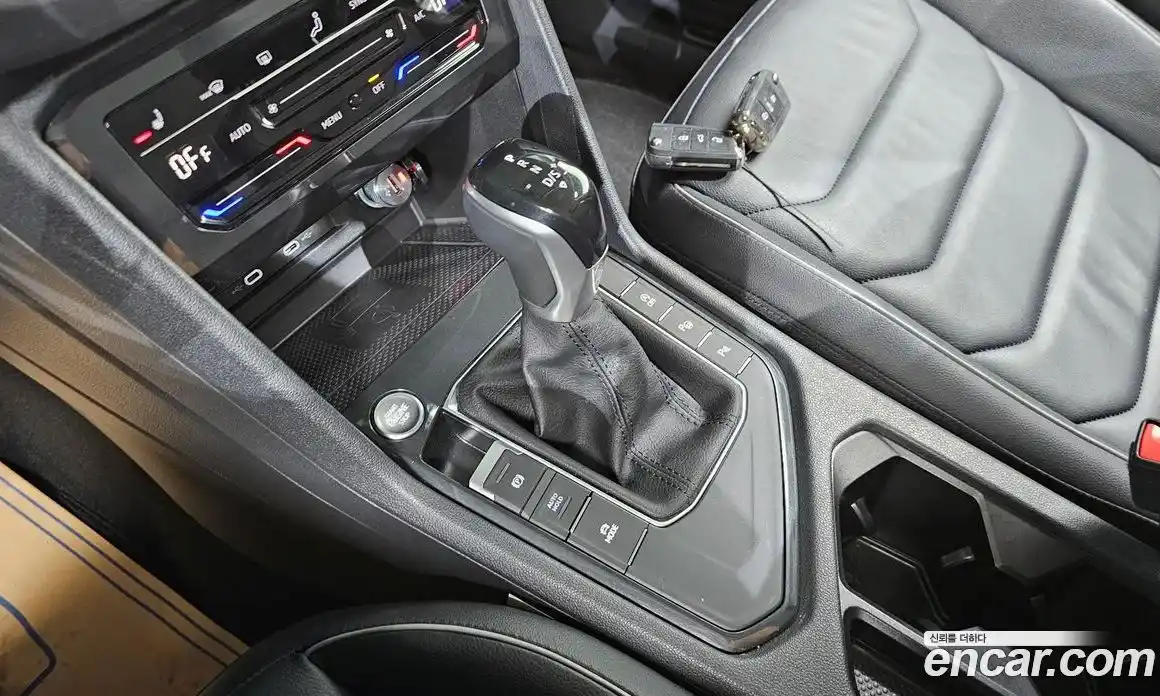 Volkswagen Tiguan 2021 2.0 гидро в Москве № 1323386, фото 12