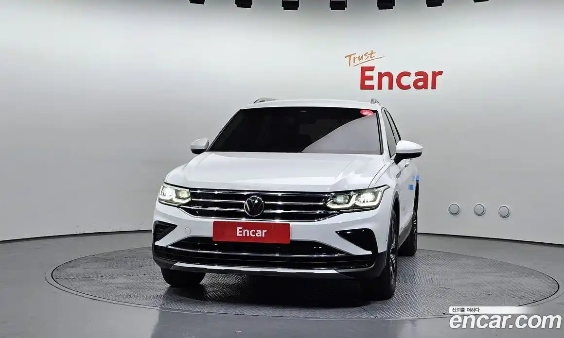 Volkswagen Tiguan 2021 2.0 гидро в Москве № 1323386, фото 3