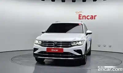 Volkswagen Tiguan 2021 2.0 гидро в Москве № 1323386, миниатюра 3