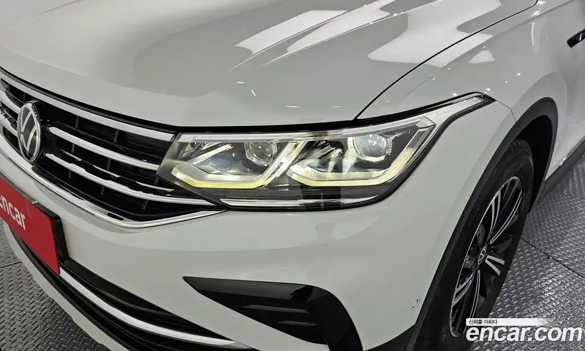 Volkswagen Tiguan 2021 2.0 гидро в Москве № 1323386, фото 8