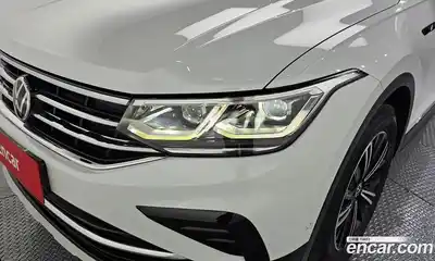 Volkswagen Tiguan 2021 2.0 гидро в Москве № 1323386, миниатюра 8