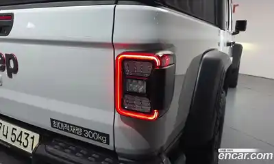 Jeep Gladiator 2023 3.6 гидро в Москве № 1323652, миниатюра 8