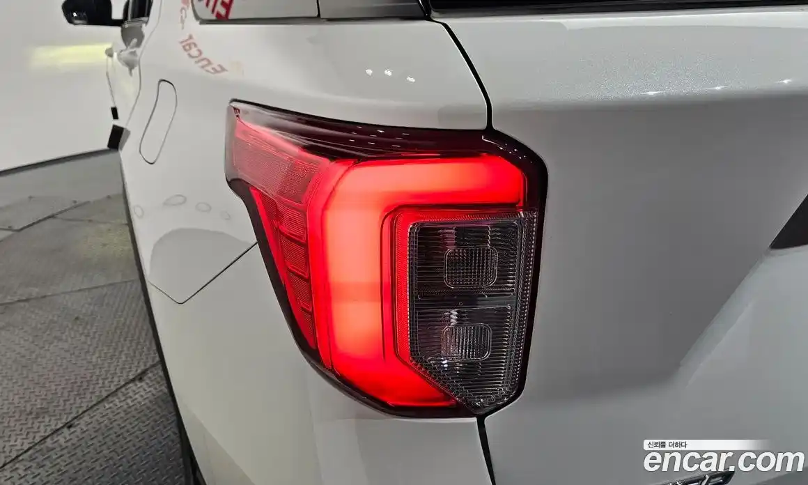 Ford Explorer 2021 3.0 гидро в Москве № 1323941, фото 9