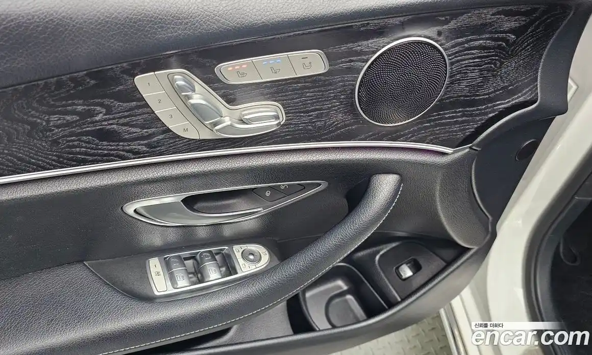 Mercedes-Benz E-Class 2017 2.0 гидро в Москве № 1347987, фото 27