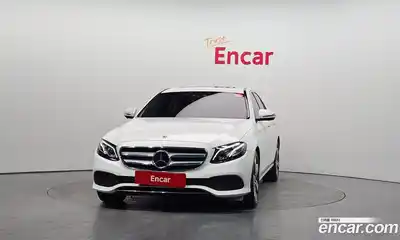 Mercedes-Benz E-Class 2017 2.0 гидро в Москве № 1347987, миниатюра 3